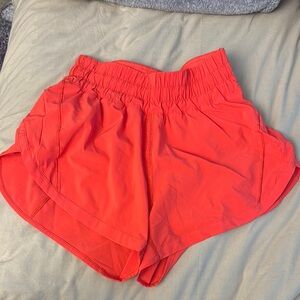 Lululemon track that 3” shorts love red size 4